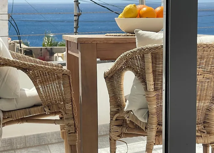 Semesterbostad Casa Anoranza - Bijou With Panoramic Views Las Playas